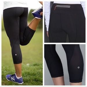 RARE Lululemon Inspire Crop SE *Block-It Pocket Black Running Tights Size 4